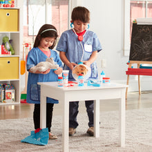 Load image into Gallery viewer, Examine & Treat Pet Vet Play Set